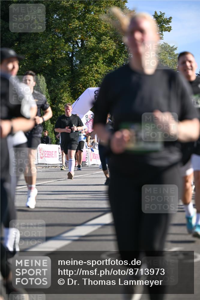 07.09.2025 - BARMER Alsterlauf Dr. Thomas Lammeyer http://msf.ph/oto/8713973 07.09.2025 09:46:27 Laufen  meine-sportfotos.de