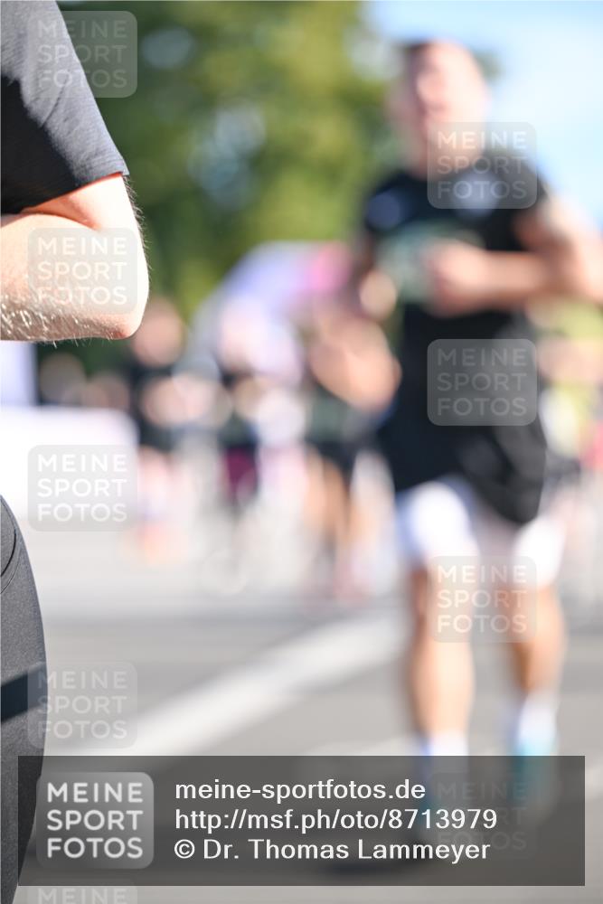 07.09.2025 - BARMER Alsterlauf Dr. Thomas Lammeyer http://msf.ph/oto/8713979 07.09.2025 09:46:28 Laufen  meine-sportfotos.de