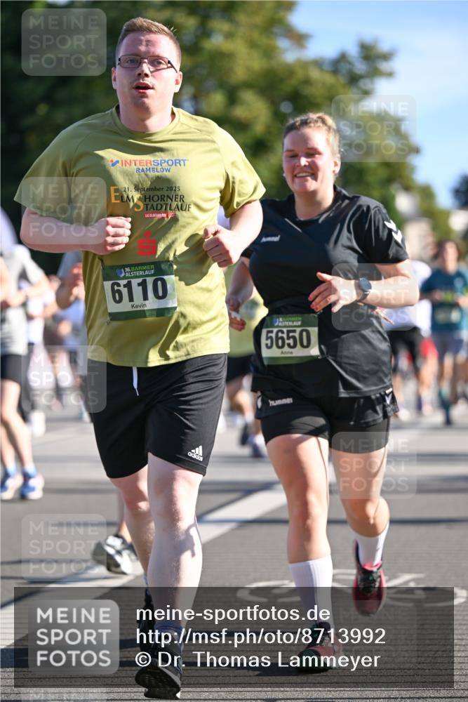 07.09.2025 - BARMER Alsterlauf Dr. Thomas Lammeyer http://msf.ph/oto/8713992 07.09.2025 09:46:31 Laufen 21, 2025, 36, 6110, 5650 meine-sportfotos.de