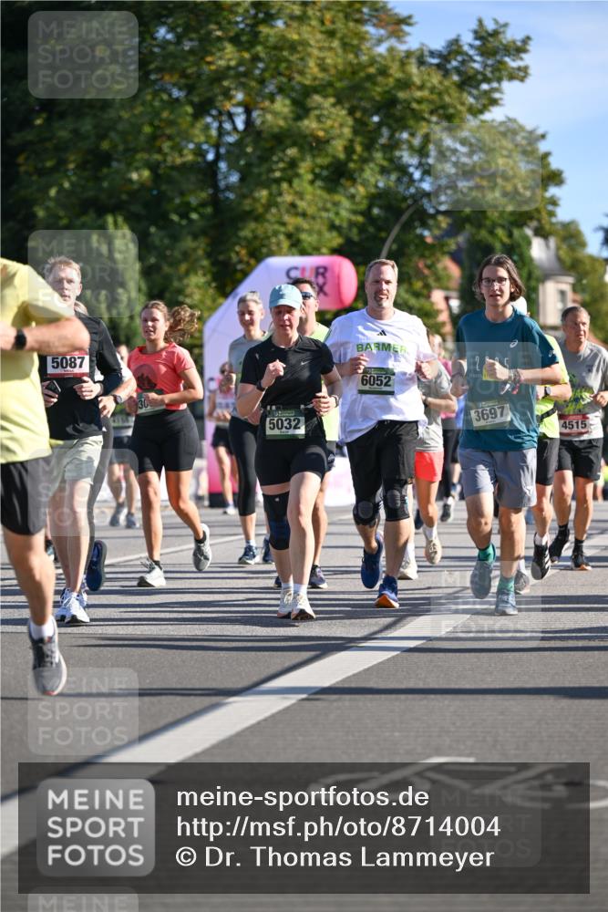 07.09.2025 - BARMER Alsterlauf Dr. Thomas Lammeyer http://msf.ph/oto/8714004 07.09.2025 09:46:34 Laufen 5087, 30, 147, 5032, 12, 6052, 3697, 4515 meine-sportfotos.de