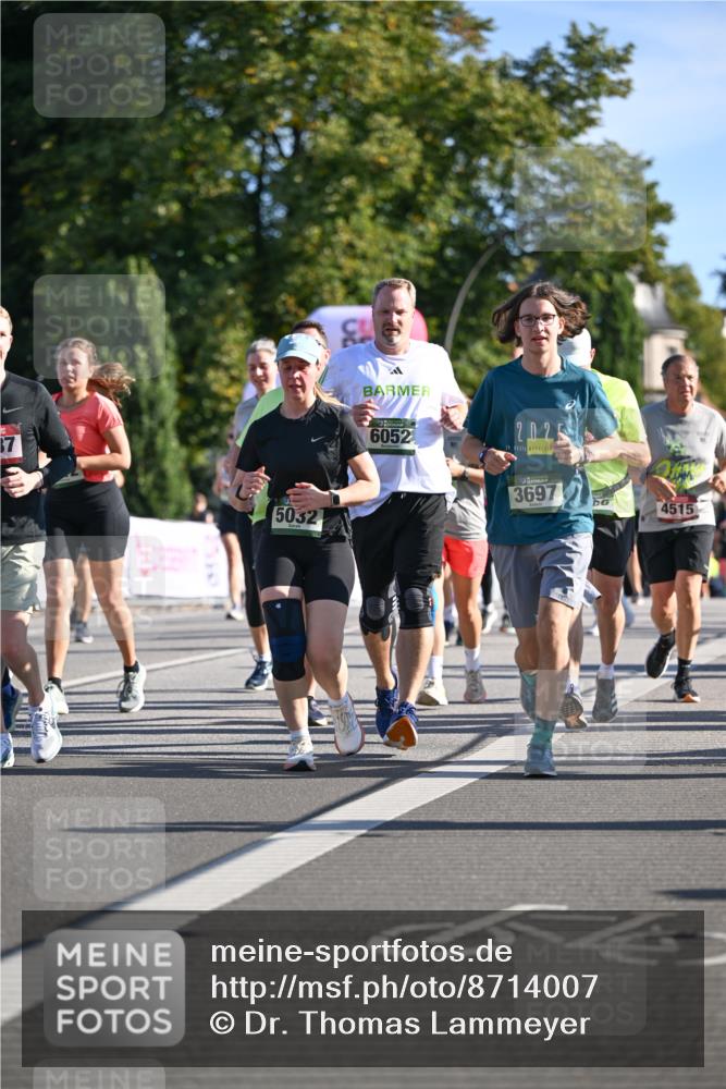 07.09.2025 - BARMER Alsterlauf Dr. Thomas Lammeyer http://msf.ph/oto/8714007 07.09.2025 09:46:35 Laufen 5032, 6052, 2025, 3697, 4515 meine-sportfotos.de