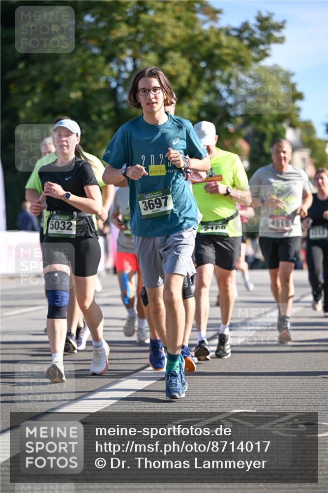 07.09.2025 - BARMER Alsterlauf Dr. Thomas Lammeyer http://msf.ph/oto/8714017 07.09.2025 09:46:36 Laufen 2025, 5032, 3697, 240, 4515 meine-sportfotos.de
