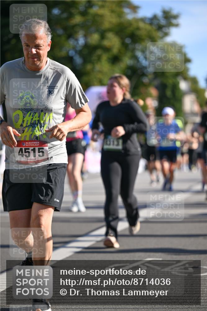07.09.2025 - BARMER Alsterlauf Dr. Thomas Lammeyer http://msf.ph/oto/8714036 07.09.2025 09:46:39 Laufen 36, 36, 4515, 1313 meine-sportfotos.de