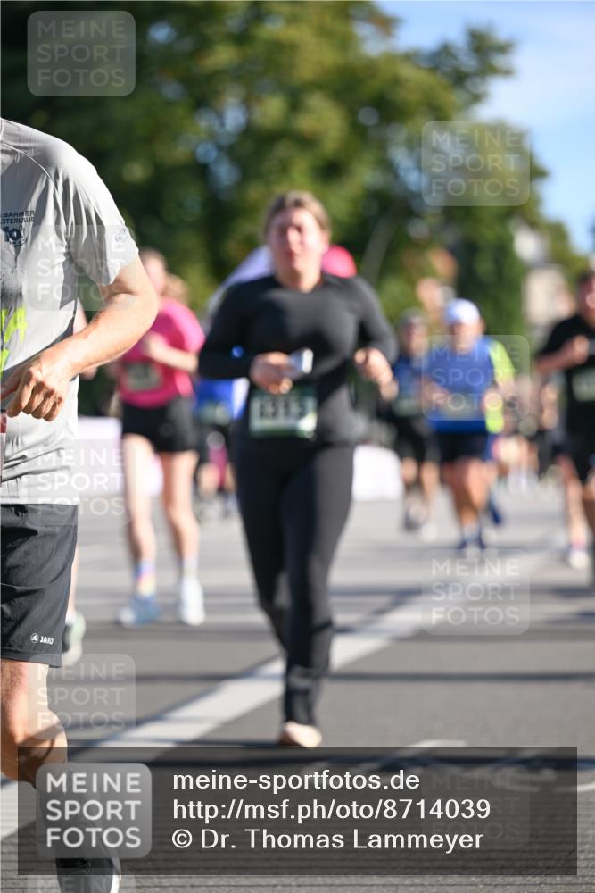 07.09.2025 - BARMER Alsterlauf Dr. Thomas Lammeyer http://msf.ph/oto/8714039 07.09.2025 09:46:40 Laufen 19 meine-sportfotos.de