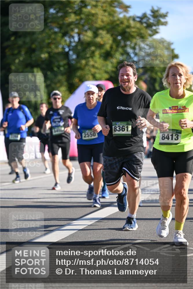 07.09.2025 - BARMER Alsterlauf Dr. Thomas Lammeyer http://msf.ph/oto/8714054 07.09.2025 09:46:42 Laufen 2550, 136, 8361, 8413 meine-sportfotos.de