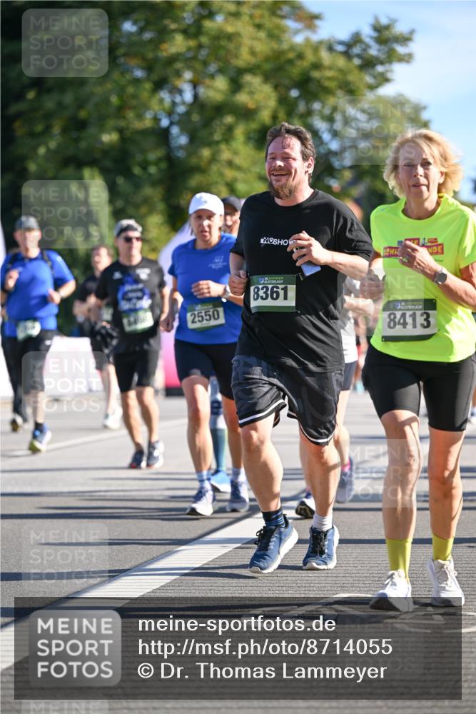 07.09.2025 - BARMER Alsterlauf Dr. Thomas Lammeyer http://msf.ph/oto/8714055 07.09.2025 09:46:42 Laufen 2550, 8361, 136, 8413 meine-sportfotos.de
