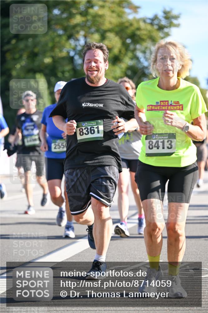 07.09.2025 - BARMER Alsterlauf Dr. Thomas Lammeyer http://msf.ph/oto/8714059 07.09.2025 09:46:43 Laufen 2550, 36, 8361, 36, 8413 meine-sportfotos.de