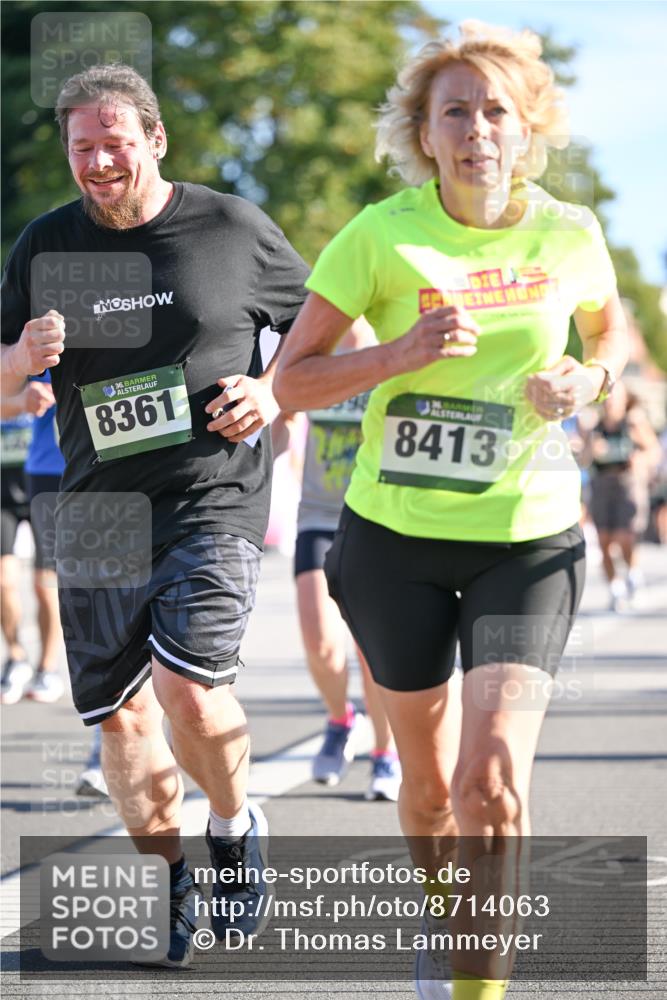 07.09.2025 - BARMER Alsterlauf Dr. Thomas Lammeyer http://msf.ph/oto/8714063 07.09.2025 09:46:44 Laufen 1636, 8361, 8413 meine-sportfotos.de