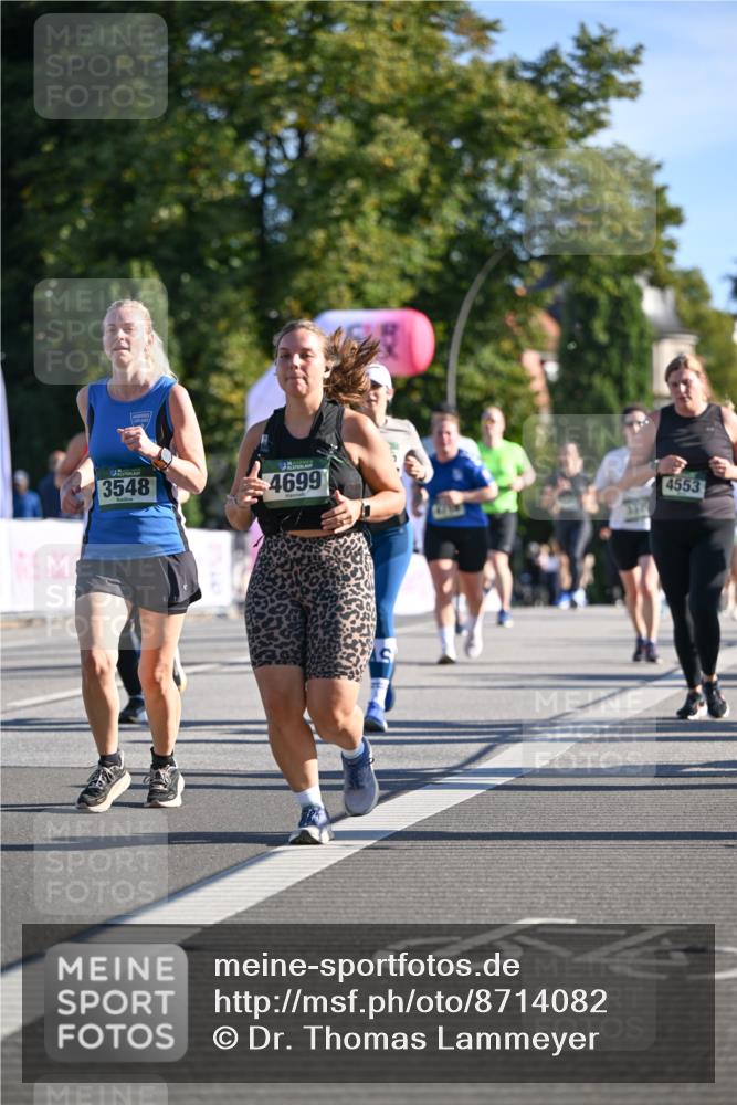 07.09.2025 - BARMER Alsterlauf Dr. Thomas Lammeyer http://msf.ph/oto/8714082 07.09.2025 09:46:48 Laufen 3548, 4699, 4553 meine-sportfotos.de