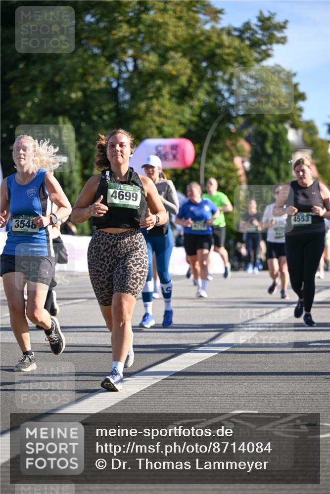07.09.2025 - BARMER Alsterlauf Dr. Thomas Lammeyer http://msf.ph/oto/8714084 07.09.2025 09:46:48 Laufen 3548, 4699, 4553 meine-sportfotos.de