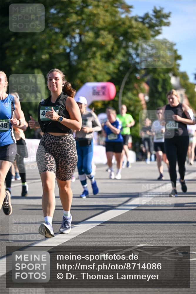 07.09.2025 - BARMER Alsterlauf Dr. Thomas Lammeyer http://msf.ph/oto/8714086 07.09.2025 09:46:48 Laufen 48, 4, 4553 meine-sportfotos.de