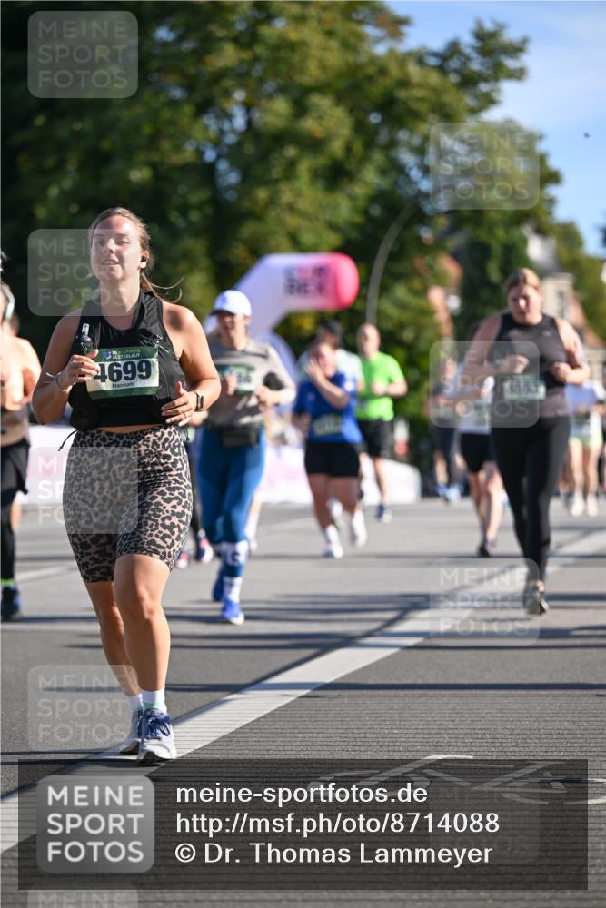 07.09.2025 - BARMER Alsterlauf Dr. Thomas Lammeyer http://msf.ph/oto/8714088 07.09.2025 09:46:49 Laufen 36, 1699 meine-sportfotos.de