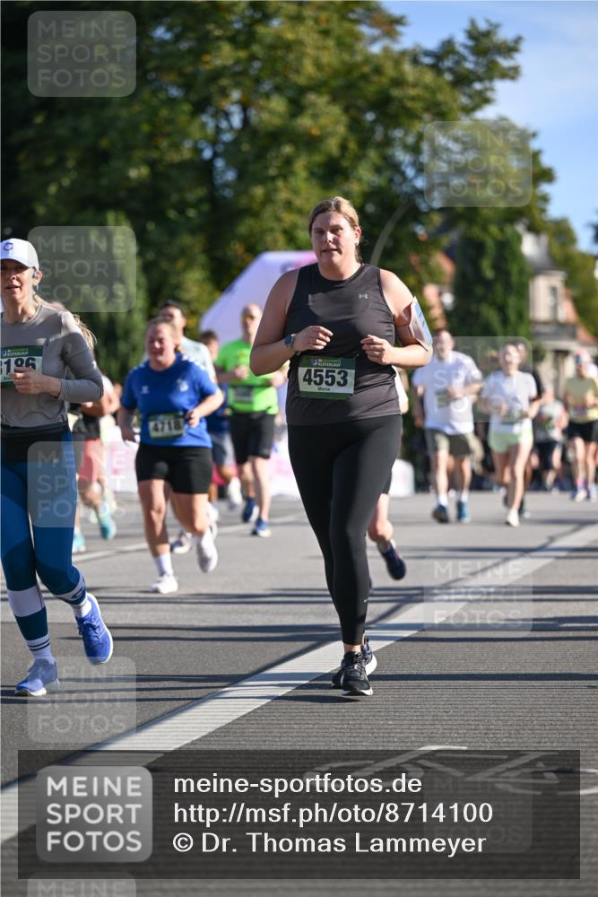 07.09.2025 - BARMER Alsterlauf Dr. Thomas Lammeyer http://msf.ph/oto/8714100 07.09.2025 09:46:51 Laufen 196, 4718, 4553 meine-sportfotos.de