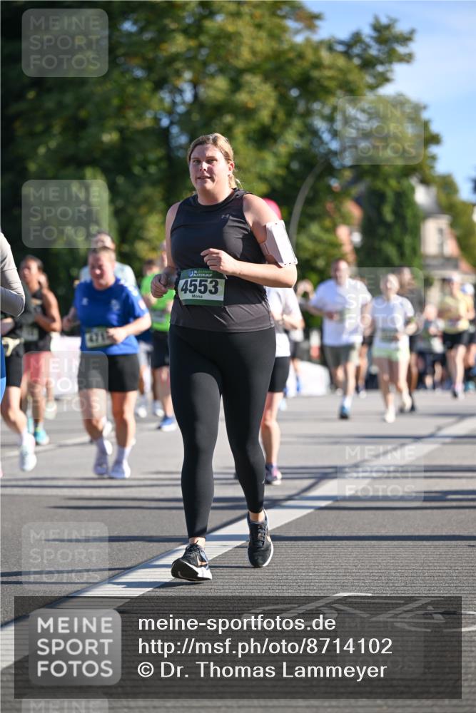 07.09.2025 - BARMER Alsterlauf Dr. Thomas Lammeyer http://msf.ph/oto/8714102 07.09.2025 09:46:51 Laufen 4553 meine-sportfotos.de