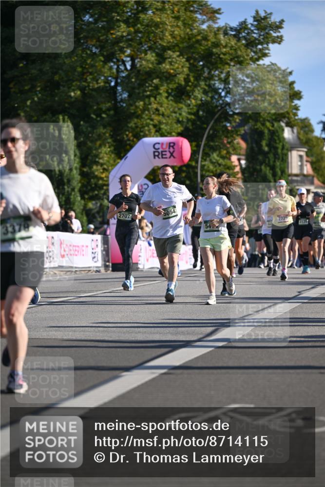 07.09.2025 - BARMER Alsterlauf Dr. Thomas Lammeyer http://msf.ph/oto/8714115 07.09.2025 09:46:53 Laufen 2707, 3378, 5054, 2225, 3125 meine-sportfotos.de