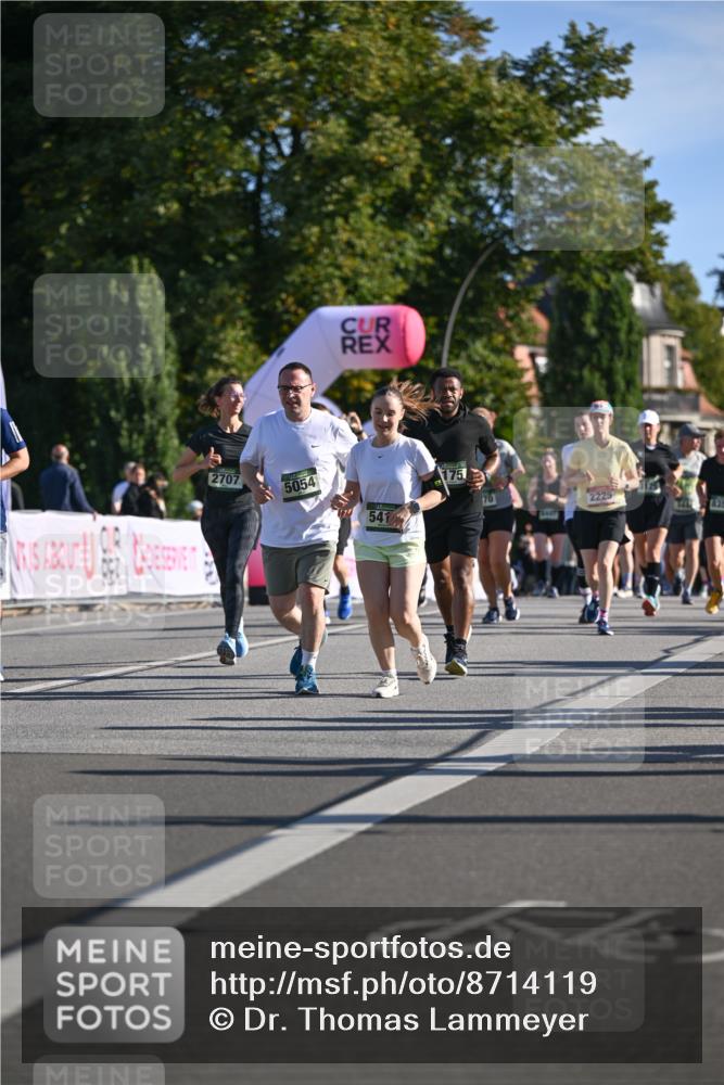 07.09.2025 - BARMER Alsterlauf Dr. Thomas Lammeyer http://msf.ph/oto/8714119 07.09.2025 09:46:54 Laufen 2707, 5054, 541, 175, 70, 2225, 835 meine-sportfotos.de