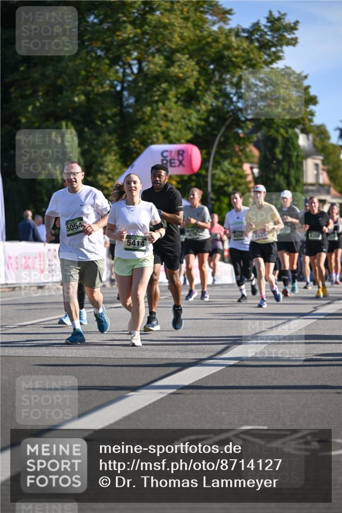 07.09.2025 - BARMER Alsterlauf Dr. Thomas Lammeyer http://msf.ph/oto/8714127 07.09.2025 09:46:55 Laufen 5054, 7050, 2225, 5414, 1356 meine-sportfotos.de