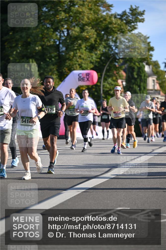 07.09.2025 - BARMER Alsterlauf Dr. Thomas Lammeyer http://msf.ph/oto/8714131 07.09.2025 09:46:56 Laufen 5414, 5175, 4670, 050, 222 meine-sportfotos.de
