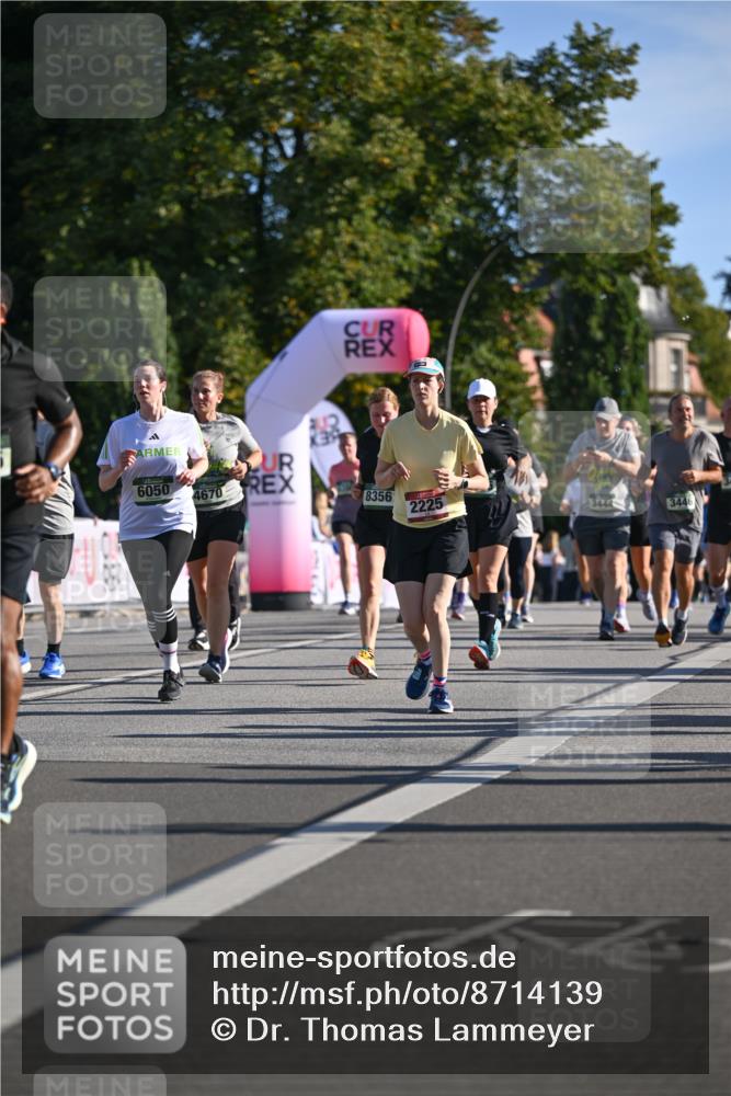 07.09.2025 - BARMER Alsterlauf Dr. Thomas Lammeyer http://msf.ph/oto/8714139 07.09.2025 09:46:58 Laufen 6050, 4670, 8356, 2225, 3444, 3446 meine-sportfotos.de