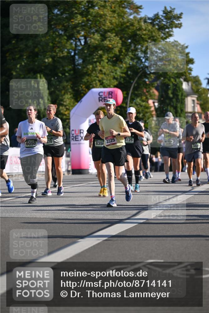 07.09.2025 - BARMER Alsterlauf Dr. Thomas Lammeyer http://msf.ph/oto/8714141 07.09.2025 09:46:58 Laufen 6050, 670, 2225, 3125, 8356, 3444, 3446 meine-sportfotos.de