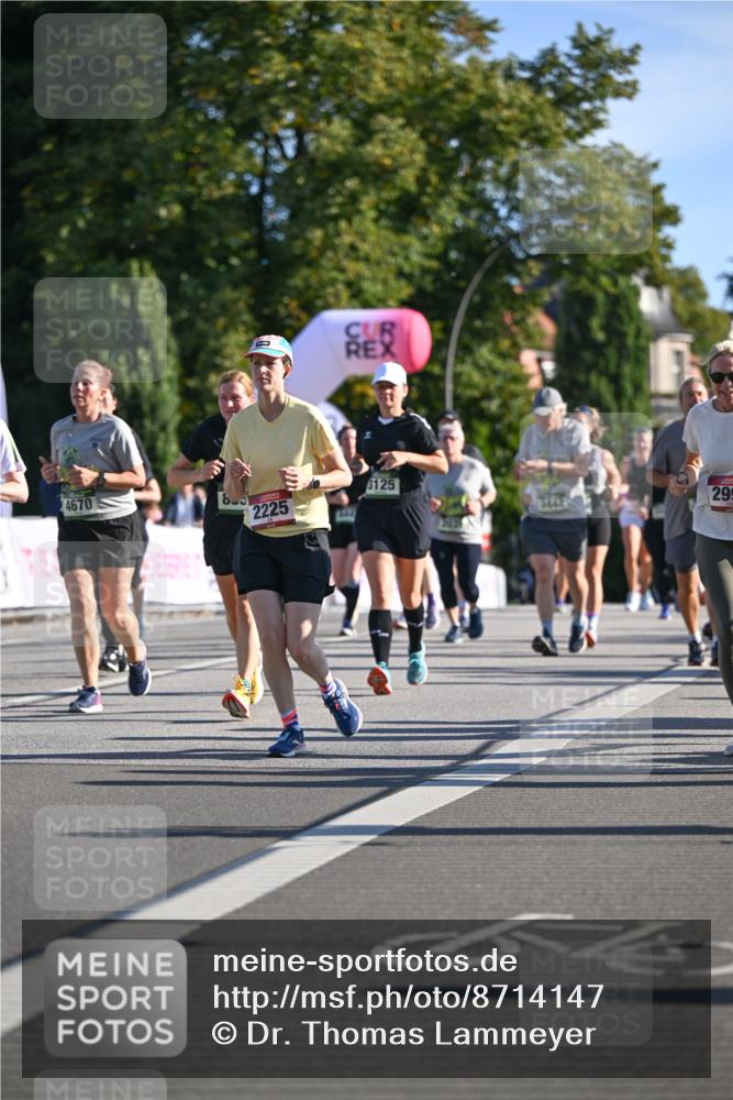 07.09.2025 - BARMER Alsterlauf Dr. Thomas Lammeyer http://msf.ph/oto/8714147 07.09.2025 09:46:59 Laufen 4670, 2225, 3125, 299, 3444 meine-sportfotos.de