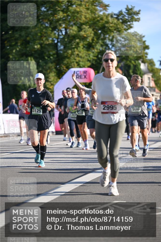 07.09.2025 - BARMER Alsterlauf Dr. Thomas Lammeyer http://msf.ph/oto/8714159 07.09.2025 09:47:01 Laufen 3125, 2995, 203, 028, 344, 3446 meine-sportfotos.de