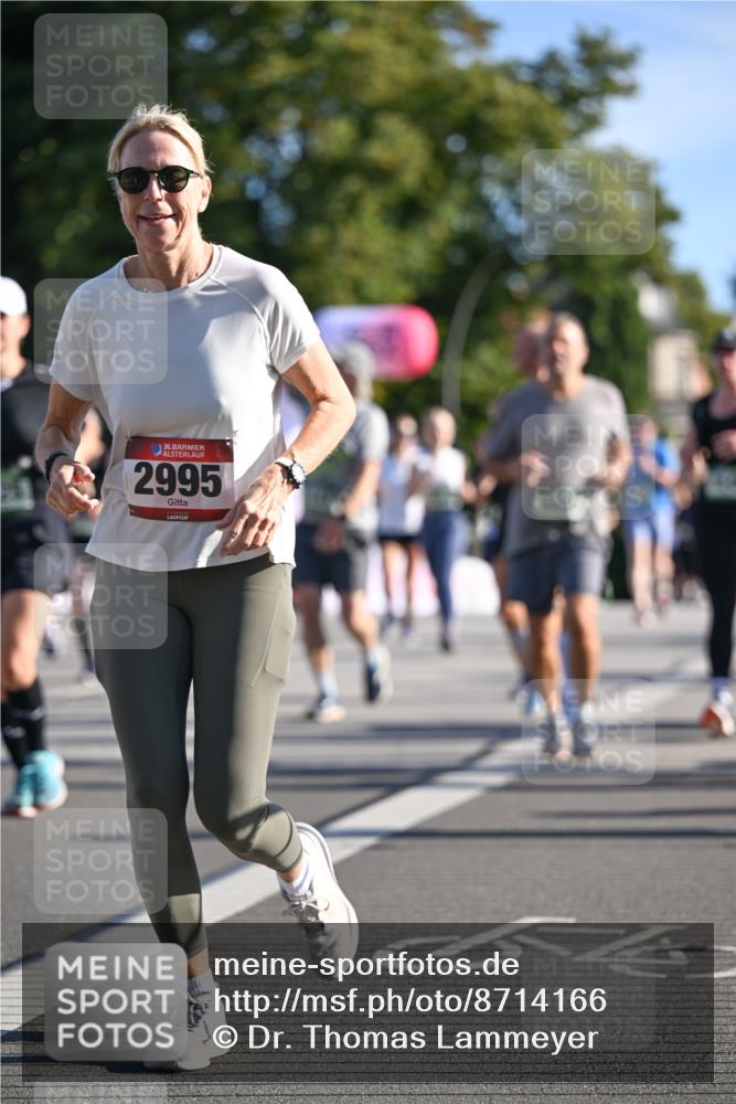 07.09.2025 - BARMER Alsterlauf Dr. Thomas Lammeyer http://msf.ph/oto/8714166 07.09.2025 09:47:02 Laufen 61, 36, 2995 meine-sportfotos.de