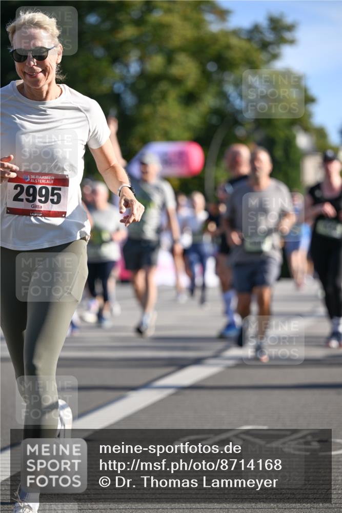 07.09.2025 - BARMER Alsterlauf Dr. Thomas Lammeyer http://msf.ph/oto/8714168 07.09.2025 09:47:02 Laufen 36, 2995 meine-sportfotos.de