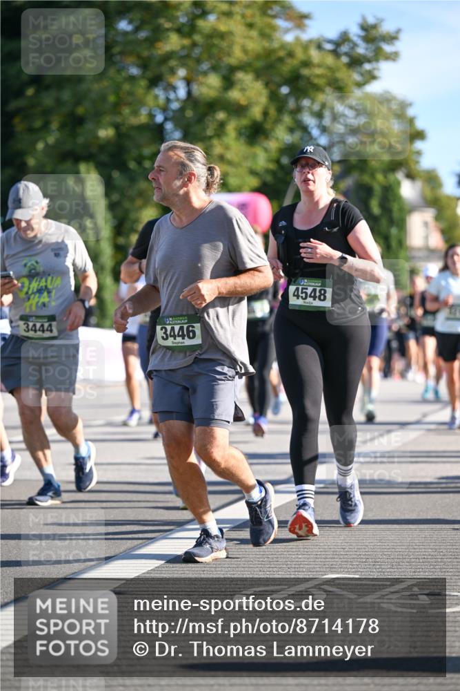07.09.2025 - BARMER Alsterlauf Dr. Thomas Lammeyer http://msf.ph/oto/8714178 07.09.2025 09:47:04 Laufen 3444, 3446, 4548 meine-sportfotos.de