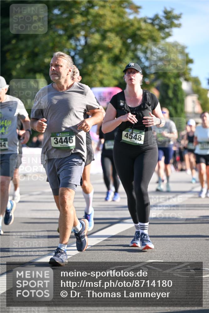 07.09.2025 - BARMER Alsterlauf Dr. Thomas Lammeyer http://msf.ph/oto/8714180 07.09.2025 09:47:04 Laufen 44, 3446, 4548 meine-sportfotos.de