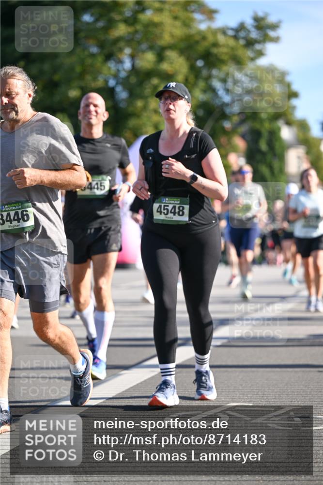 07.09.2025 - BARMER Alsterlauf Dr. Thomas Lammeyer http://msf.ph/oto/8714183 07.09.2025 09:47:05 Laufen 36, 3446, 3445, 4548 meine-sportfotos.de