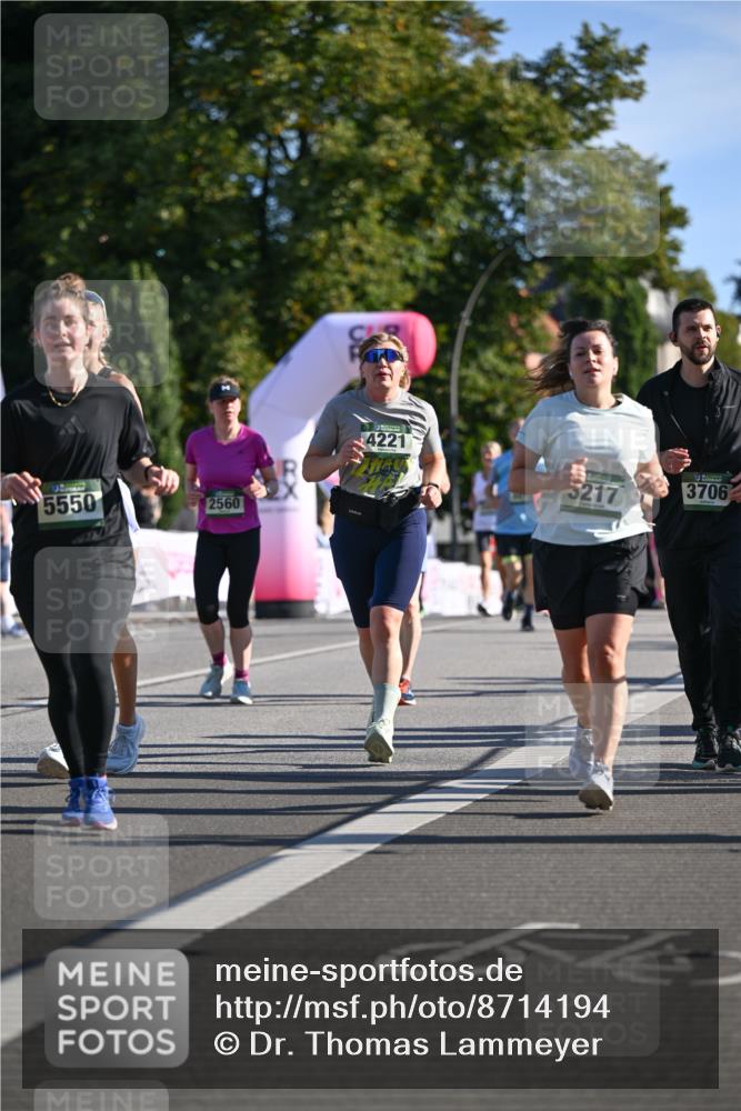 07.09.2025 - BARMER Alsterlauf Dr. Thomas Lammeyer http://msf.ph/oto/8714194 07.09.2025 09:47:07 Laufen 4221, 5217, 3706, 5550, 2560 meine-sportfotos.de