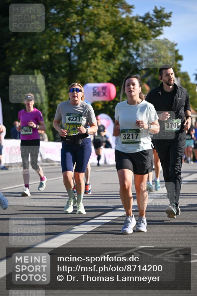 07.09.2025 - BARMER Alsterlauf Dr. Thomas Lammeyer http://msf.ph/oto/8714200 07.09.2025 09:47:08 Laufen 2560, 4221, 3217, 3706 meine-sportfotos.de