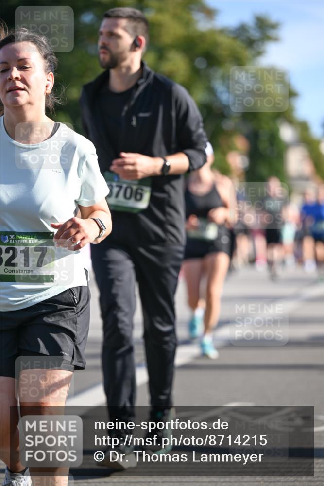 07.09.2025 - BARMER Alsterlauf Dr. Thomas Lammeyer http://msf.ph/oto/8714215 07.09.2025 09:47:10 Laufen 706, 36, 217 meine-sportfotos.de