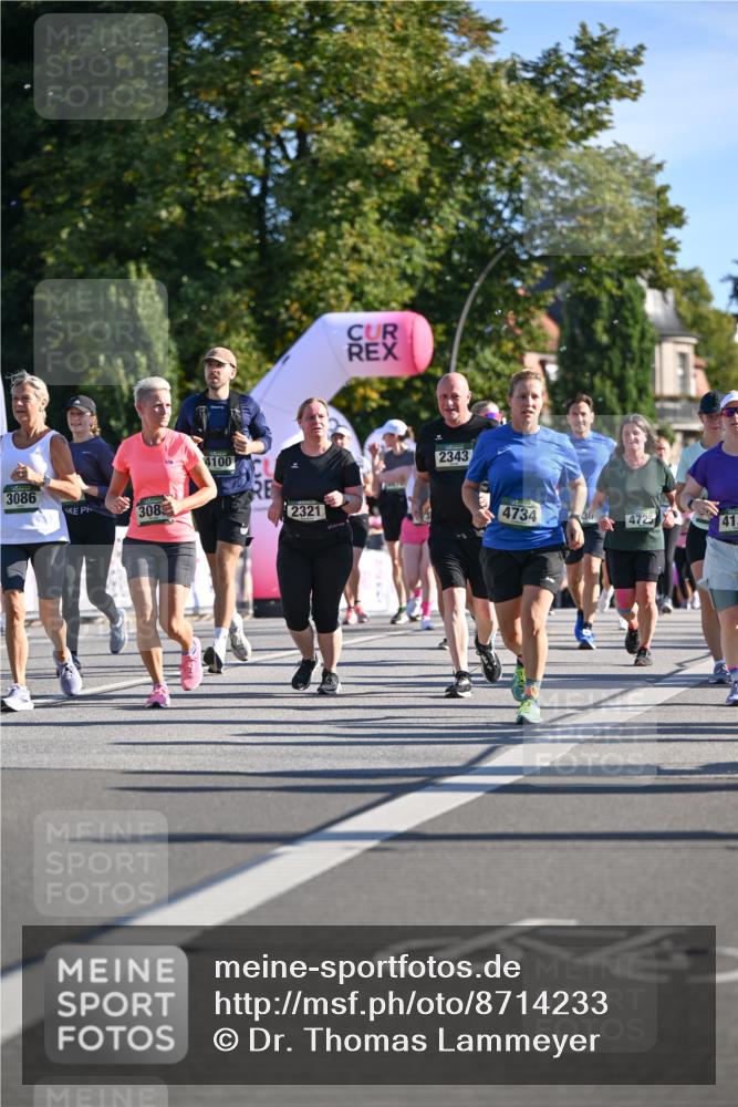 07.09.2025 - BARMER Alsterlauf Dr. Thomas Lammeyer http://msf.ph/oto/8714233 07.09.2025 09:47:14 Laufen 3086, 308, 4100, 2321, 2343, 4734, 4725, 41 meine-sportfotos.de
