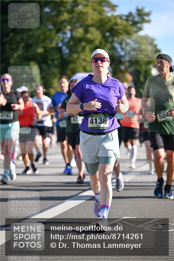 07.09.2025 - BARMER Alsterlauf Dr. Thomas Lammeyer http://msf.ph/oto/8714261 07.09.2025 09:47:18 Laufen 4742, 16, 4136, 504, 10 meine-sportfotos.de