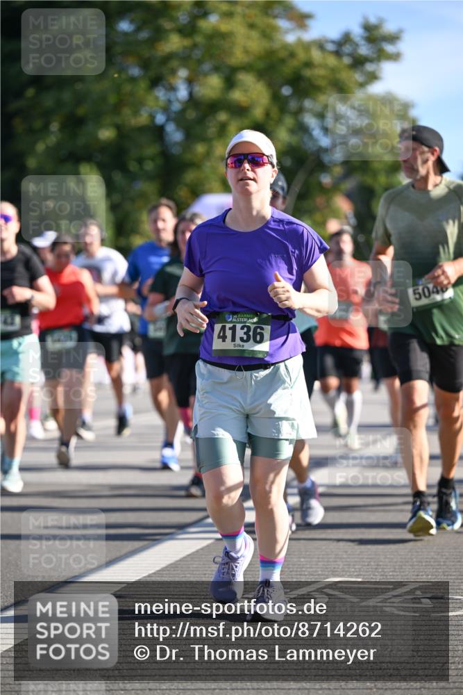 07.09.2025 - BARMER Alsterlauf Dr. Thomas Lammeyer http://msf.ph/oto/8714262 07.09.2025 09:47:18 Laufen 36, 4136, 5040 meine-sportfotos.de