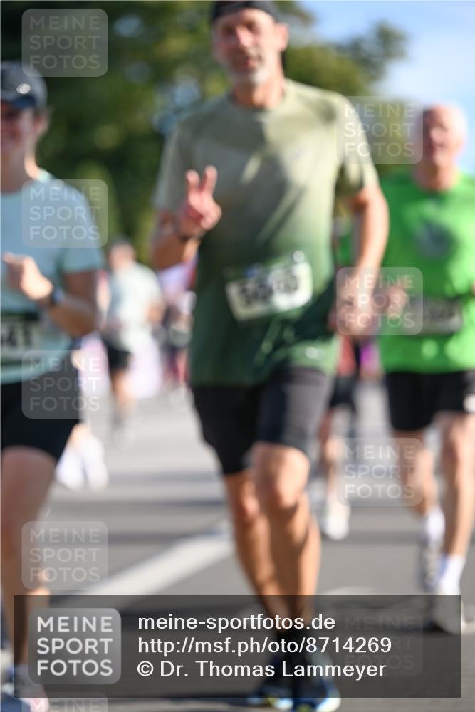 07.09.2025 - BARMER Alsterlauf Dr. Thomas Lammeyer http://msf.ph/oto/8714269 07.09.2025 09:47:20 Laufen  meine-sportfotos.de