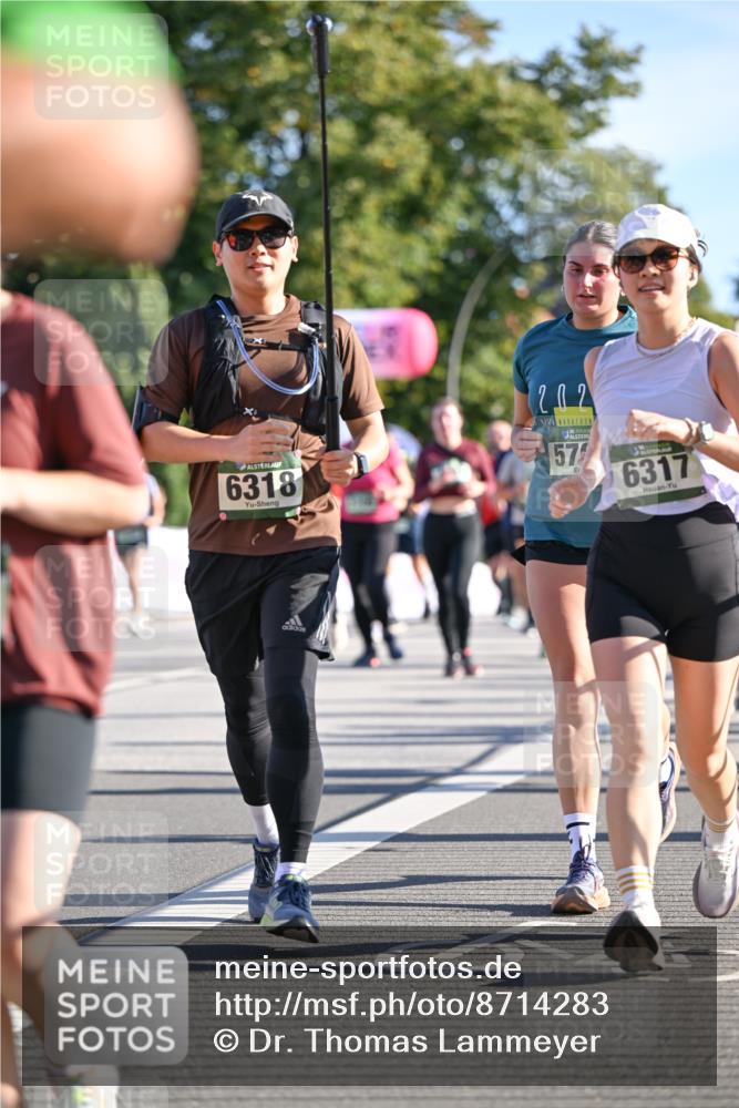 07.09.2025 - BARMER Alsterlauf Dr. Thomas Lammeyer http://msf.ph/oto/8714283 07.09.2025 09:47:23 Laufen 202, 6318, 36, 57, 6317 meine-sportfotos.de