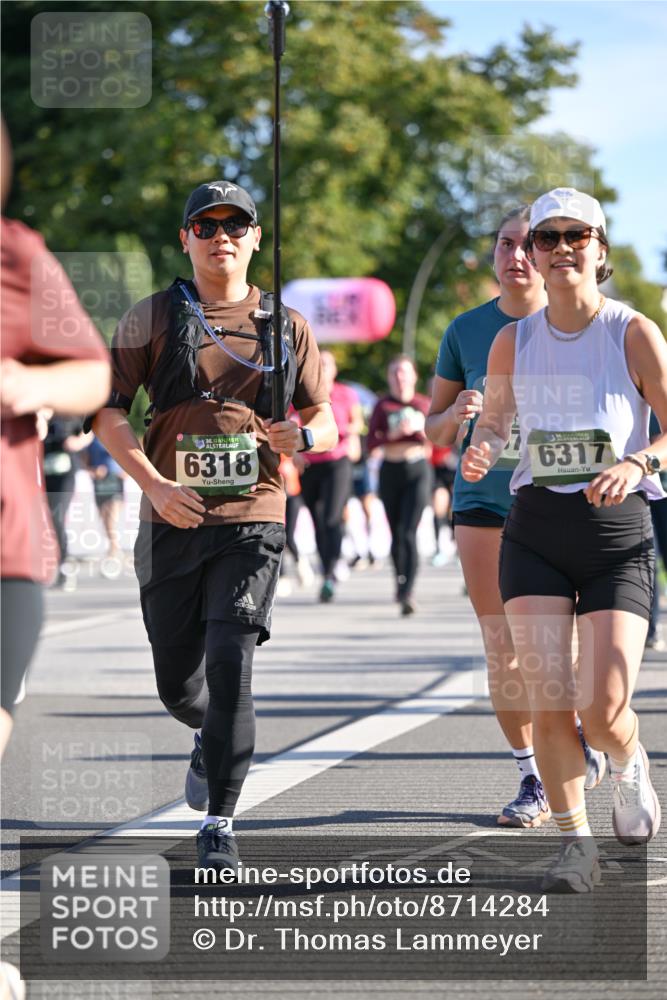 07.09.2025 - BARMER Alsterlauf Dr. Thomas Lammeyer http://msf.ph/oto/8714284 07.09.2025 09:47:23 Laufen 36, 6318, 6317, 40 meine-sportfotos.de