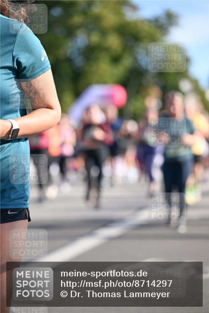 07.09.2025 - BARMER Alsterlauf Dr. Thomas Lammeyer http://msf.ph/oto/8714297 07.09.2025 09:47:25 Laufen  meine-sportfotos.de