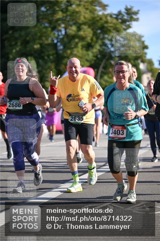 07.09.2025 - BARMER Alsterlauf Dr. Thomas Lammeyer http://msf.ph/oto/8714322 07.09.2025 09:47:29 Laufen 2686, 2014, 568, 2685, 3403 meine-sportfotos.de