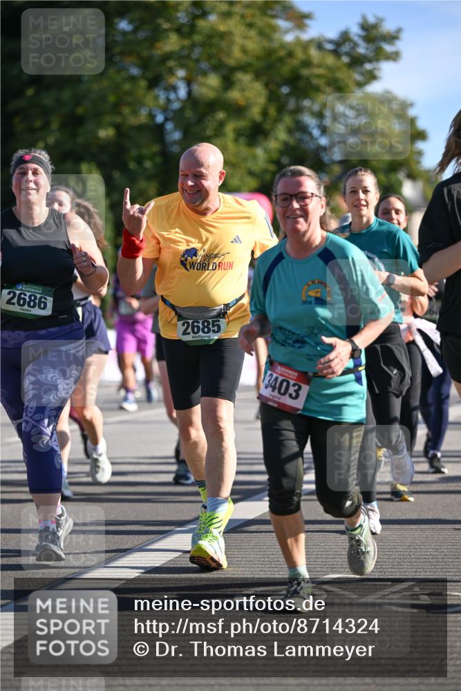 07.09.2025 - BARMER Alsterlauf Dr. Thomas Lammeyer http://msf.ph/oto/8714324 07.09.2025 09:47:30 Laufen 2686, 2685, 2014, 3403 meine-sportfotos.de