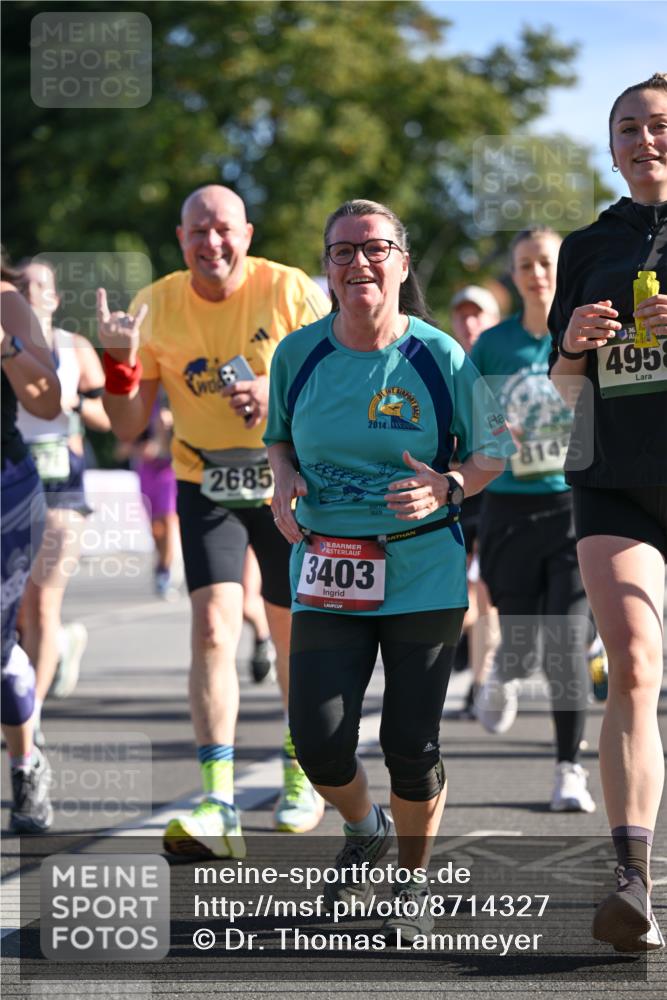 07.09.2025 - BARMER Alsterlauf Dr. Thomas Lammeyer http://msf.ph/oto/8714327 07.09.2025 09:47:30 Laufen 2685, 2014, 3403, 814, 495 meine-sportfotos.de