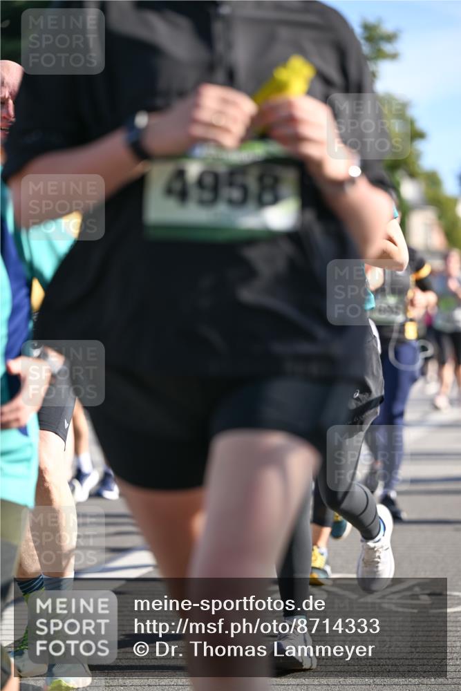 07.09.2025 - BARMER Alsterlauf Dr. Thomas Lammeyer http://msf.ph/oto/8714333 07.09.2025 09:47:31 Laufen 4958 meine-sportfotos.de