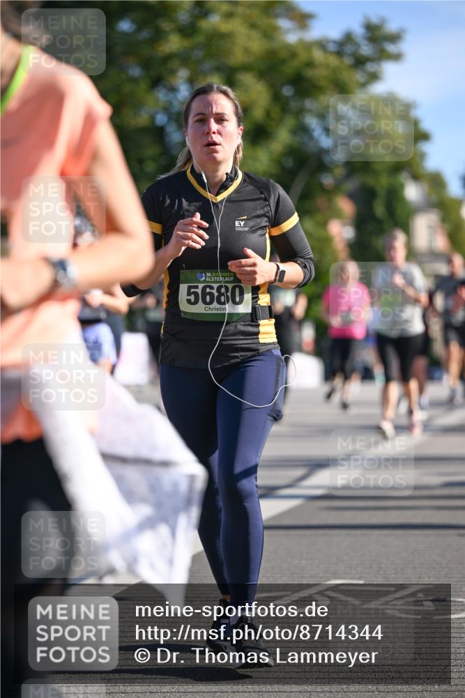 07.09.2025 - BARMER Alsterlauf Dr. Thomas Lammeyer http://msf.ph/oto/8714344 07.09.2025 09:47:33 Laufen 36, 5680 meine-sportfotos.de