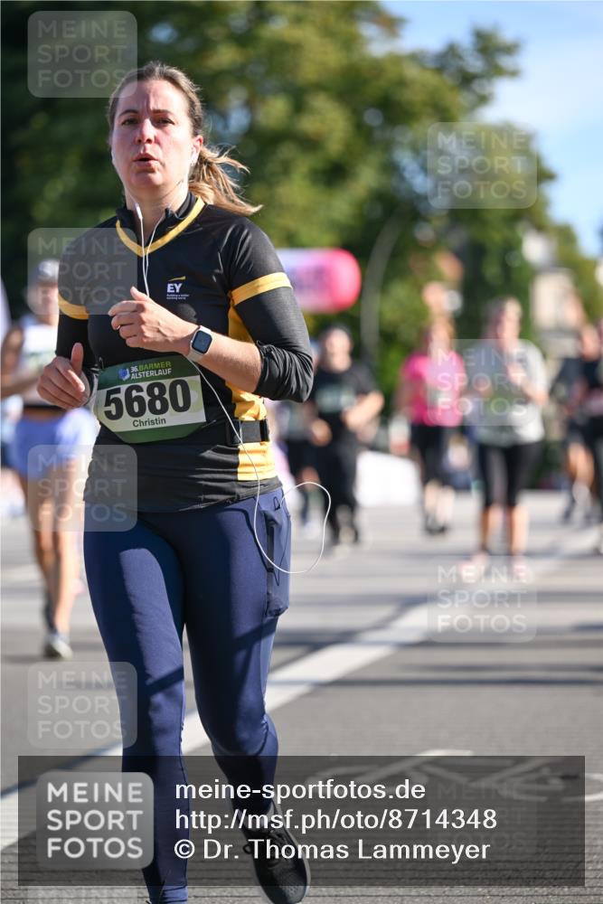07.09.2025 - BARMER Alsterlauf Dr. Thomas Lammeyer http://msf.ph/oto/8714348 07.09.2025 09:47:34 Laufen 36, 5680 meine-sportfotos.de