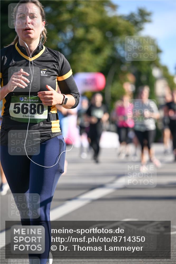 07.09.2025 - BARMER Alsterlauf Dr. Thomas Lammeyer http://msf.ph/oto/8714350 07.09.2025 09:47:34 Laufen 10, 36, 5680 meine-sportfotos.de