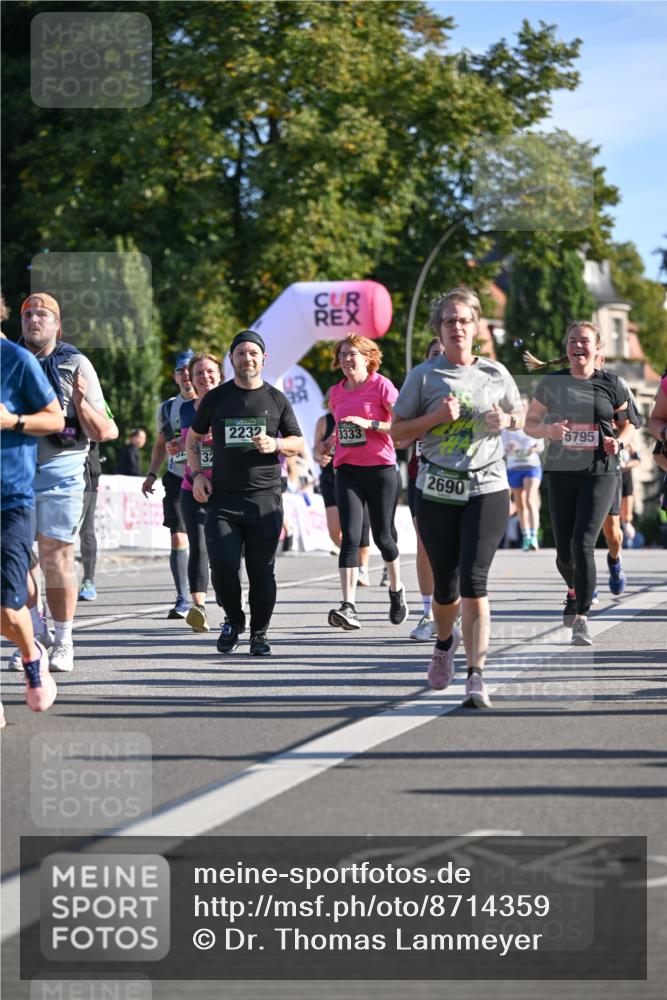 07.09.2025 - BARMER Alsterlauf Dr. Thomas Lammeyer http://msf.ph/oto/8714359 07.09.2025 09:47:35 Laufen 2232, 3333, 2690, 5795 meine-sportfotos.de