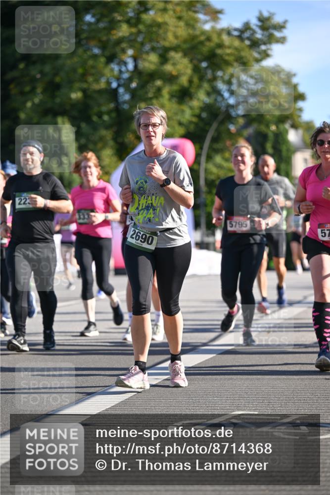 07.09.2025 - BARMER Alsterlauf Dr. Thomas Lammeyer http://msf.ph/oto/8714368 07.09.2025 09:47:37 Laufen 223, 2690, 5795, 57 meine-sportfotos.de